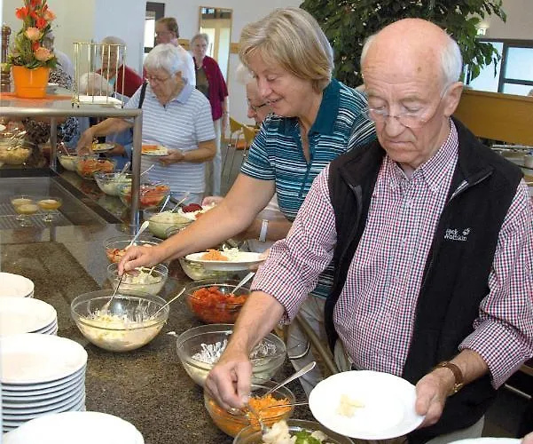 Gaestehaus Germania Отель *