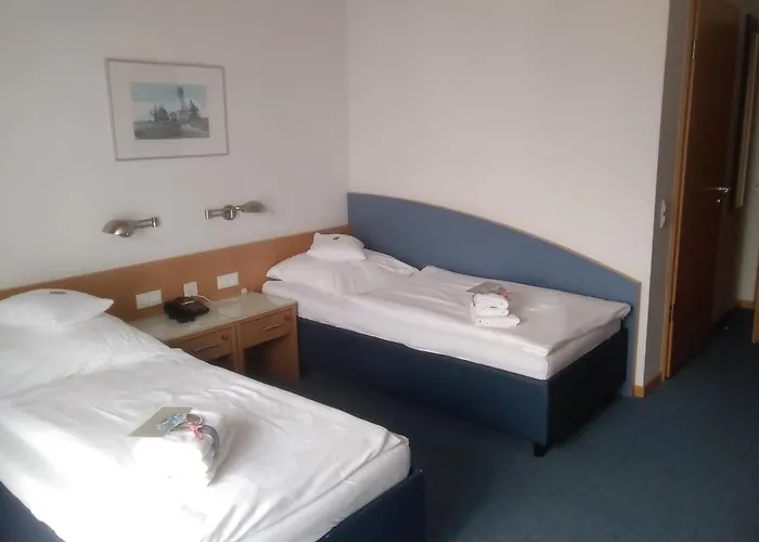 Отель Gaestehaus Germania *