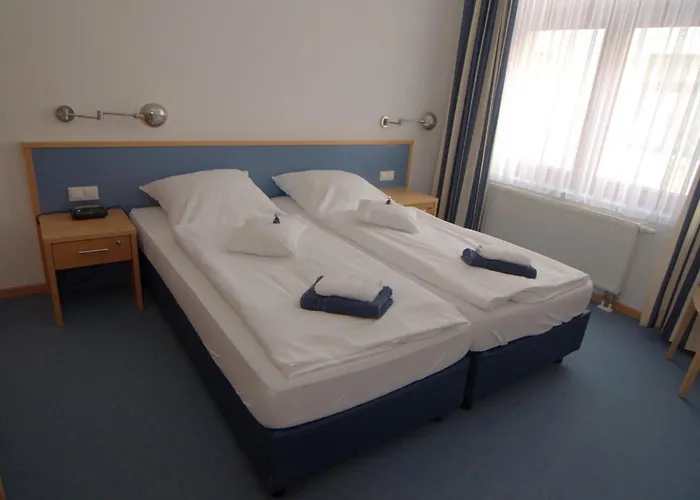 Gaestehaus Germania Отель